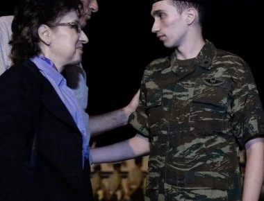 Άγγελος Μητρετώδης στη μητέρα του: «Μη παρακαλέσεις κανέναν για την αποφυλάκισή μου»